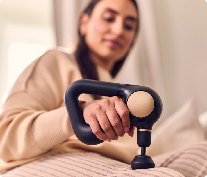 Theragun-sense-black-hero-6